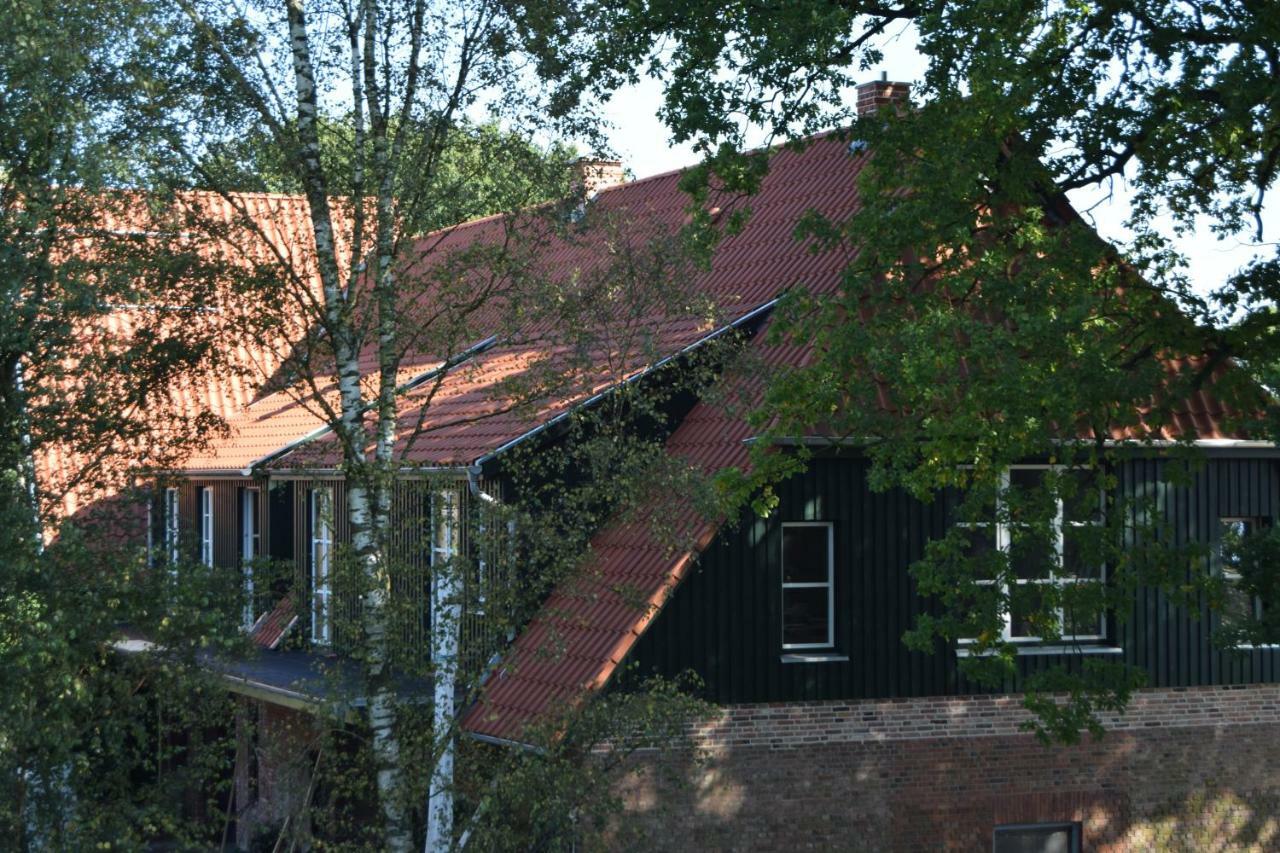 Ferien Hohes Elbufer Hotel Schnakenbek ภายนอก รูปภาพ