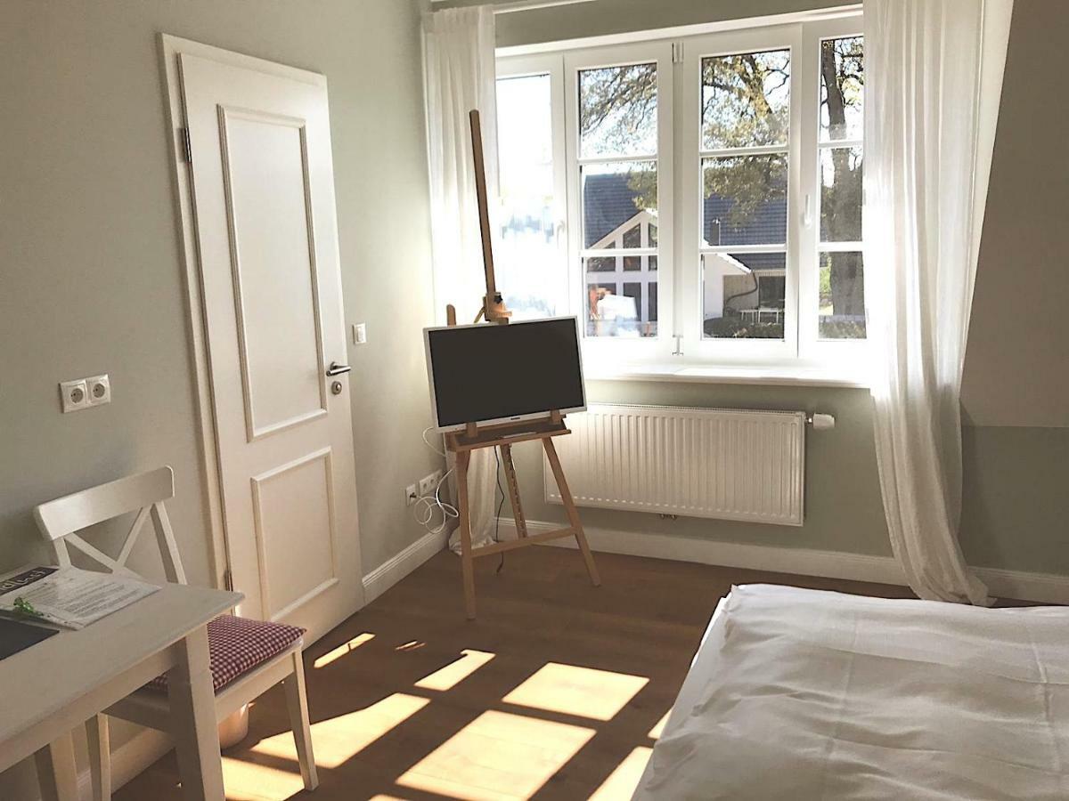 Ferien Hohes Elbufer Hotel Schnakenbek ภายนอก รูปภาพ